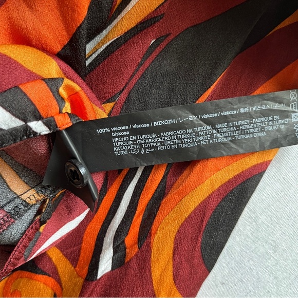 Zara Disco Multicolor Abstract Print Bell Sleeve knot Blouse Sz XS - Picture 6 of 9